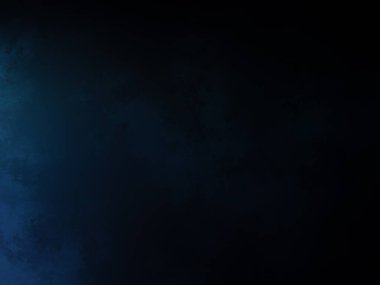 Sörf tahtası tutan dalgıç kıyafetli bir adam.