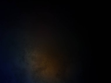 Elinde tenis raketi tutan biri.