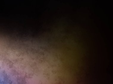 Elinde kamera tutan bir kişi.