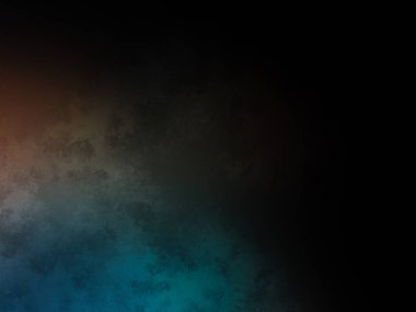 Tenis kortunda raket tutan bir adam.