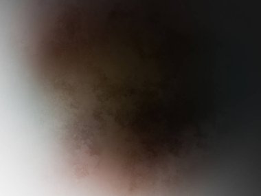 Cep telefonu tutan bir kişinin bulanık görüntüsü