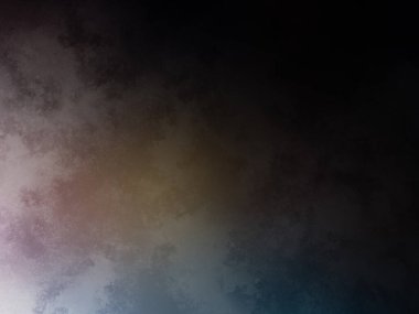 Siyah arkaplanı olan gökkuşağı renkli bir gökyüzü.