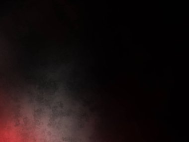 Takım elbiseli ve kravatlı bir adam tenis raketi tutuyor.