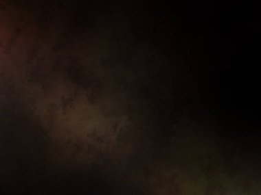 Elinde mikrofon tutan takım elbiseli ve kravatlı bir adam.