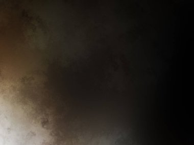 Takım elbiseli ve kravatlı bir adam duvarın önünde duruyor.