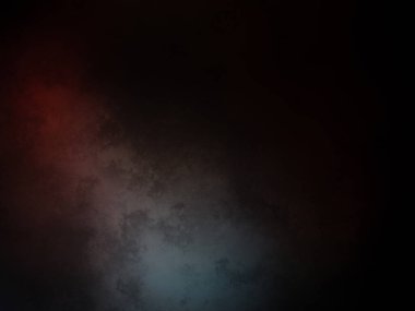 Bulutlarda parlayan kırmızı ve mavi bir ışık