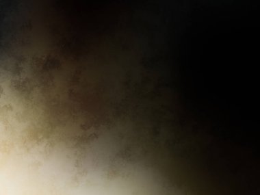 Takım elbiseli ve kravatlı bir adam duvarın önünde duruyor.