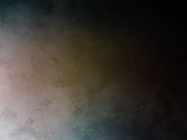 Elinde tenis raketi tutan biri.