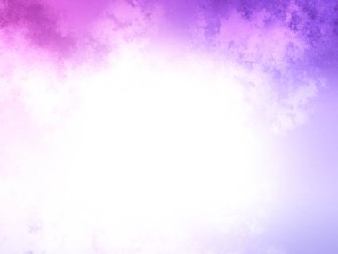 Bulutlu, mor ve mavi bir gökyüzü.