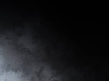 Karlı bir yamaçta snowboard süren bir adam.