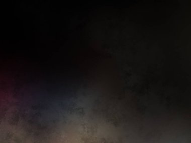 Takım elbiseli ve kravatlı bir adam duvarın önünde duruyor.