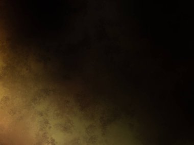 Karanlık bir yüzeyde kaykay süren bir adam.