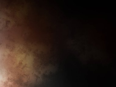 Bir adam kortta tenis raketi tutuyor.