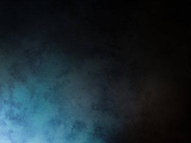 Takım elbiseli ve kravatlı bir adam tenis raketi tutuyor.