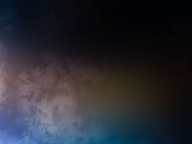 Elinde tenis raketi tutan biri.