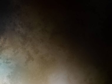 Sörf tahtasında sörf yapan bir insan.