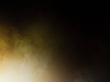 Tenis kortunda raket tutan bir adam.