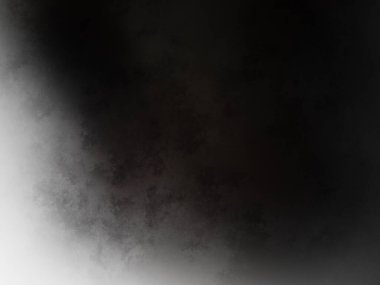 Takım elbiseli ve kravatlı bir adam duvarın önünde duruyor.