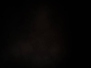 Beyaz ve kırmızı saati olan siyah bir arkaplan.