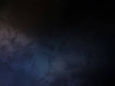 Takım elbiseli ve kravatlı bir adam tenis raketi tutuyor.