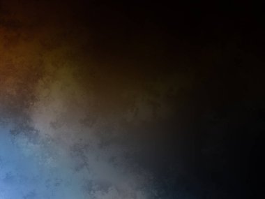 Rampada kaykay süren biri.