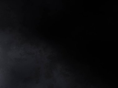 Snowboard 'da havada bir kişi