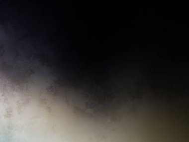 Sörf tahtasında sörf yapan bir insan.