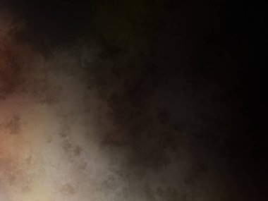 Elinde tenis raketi olan bir adam.