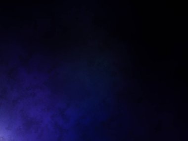 Takım elbiseli ve kravatlı bir adam tenis raketi tutuyor.