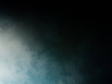 Tenis kortunda raket tutan bir adam.