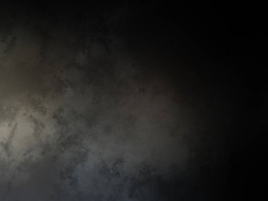 Takım elbiseli ve kravatlı bir adam duvarın önünde duruyor.