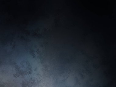 Karlı bir yamaçta snowboard süren bir adam.