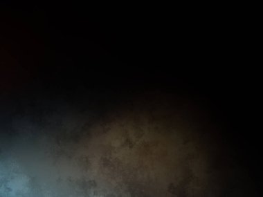 Takım elbiseli ve kravatlı bir adam duvarın önünde duruyor.