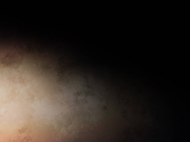 Elinde şarap kadehi tutan bir adam.