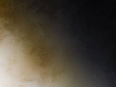 Takım elbiseli ve kravatlı bir adam tenis raketi tutuyor.