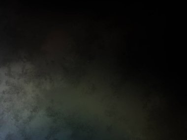 Takım elbiseli ve kravatlı bir adam duvarın önünde duruyor.