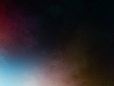 Rampada kaykay süren biri.