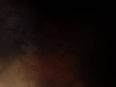 Karanlık bir gökyüzünde kırmızı ışıkla uçan bir uçak.