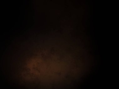 Karanlık bir oda, saati ve ışığı olan.