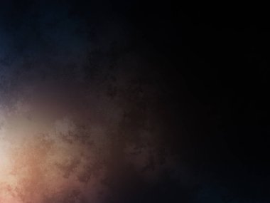 Tenis kortunda raket tutan bir adam.