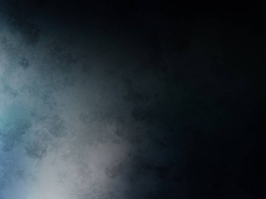 Takım elbiseli ve kravatlı bir adam tenis raketi tutuyor.