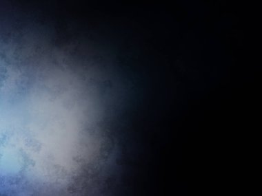 Takım elbiseli ve kravatlı bir adam tenis raketi tutuyor.