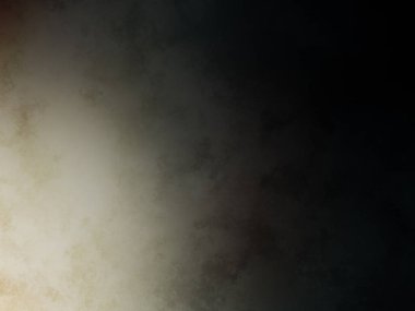 Elinde tenis raketi tutan bir adam.