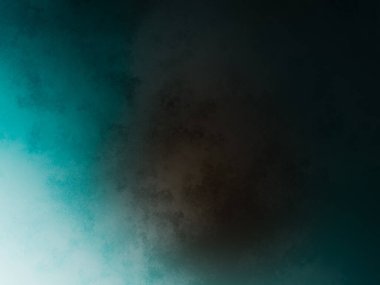 Sörf tahtasında suda bir insan.