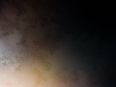 Elinde tenis raketi tutan biri.