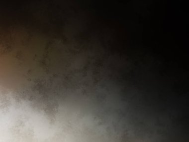 Rampada kaykay süren bir adam.