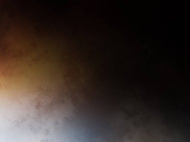 Sörf tahtasında suda bir insan.