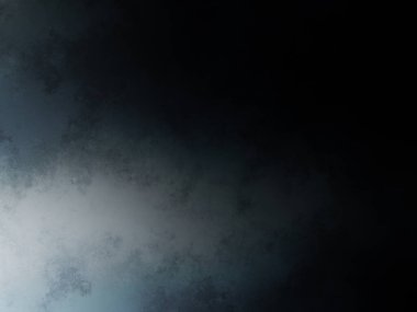 Takım elbiseli ve kravatlı bir adam tenis raketi tutuyor.