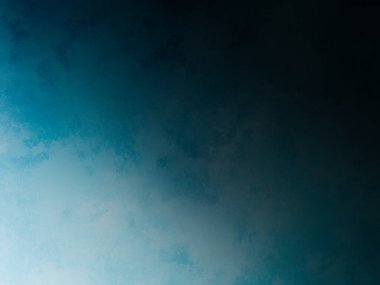 Sörf tahtasında suda bir insan.