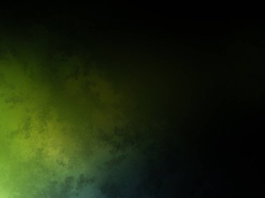 Tenis kortunda raket tutan bir adam.